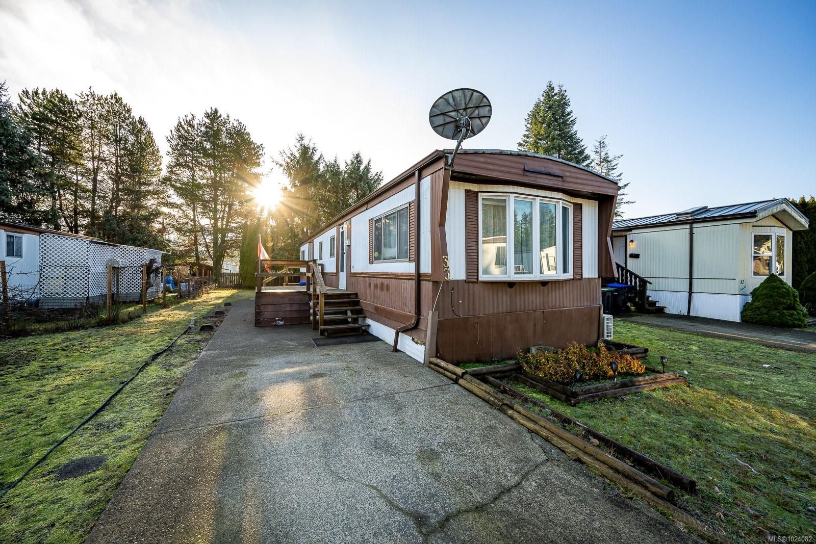 Manufactured Home for sale in Courtenay, 33 390 Cowichan Ave, 1024082 | Realtylink.org
