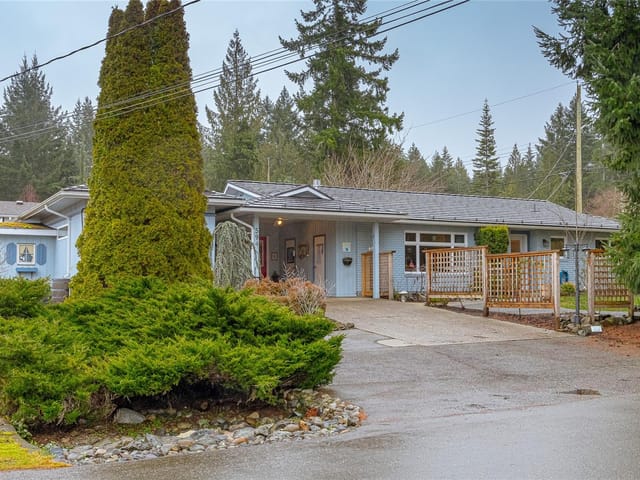 House for sale in Qualicum Beach, 594 Aspen Ave, 1024294 | Realtylink.org