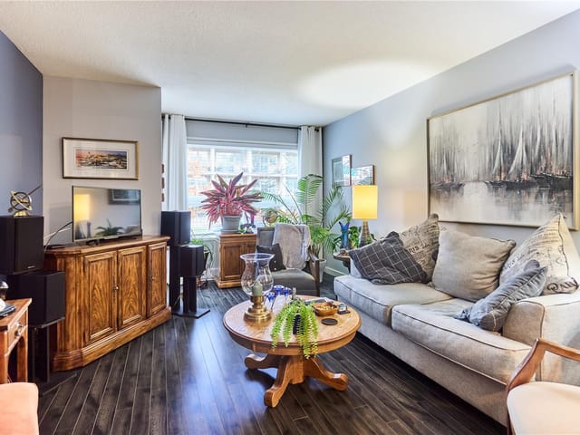 Apartment for sale in Nanaimo, 105 100 Dawes St, 1024425 | Realtylink.org