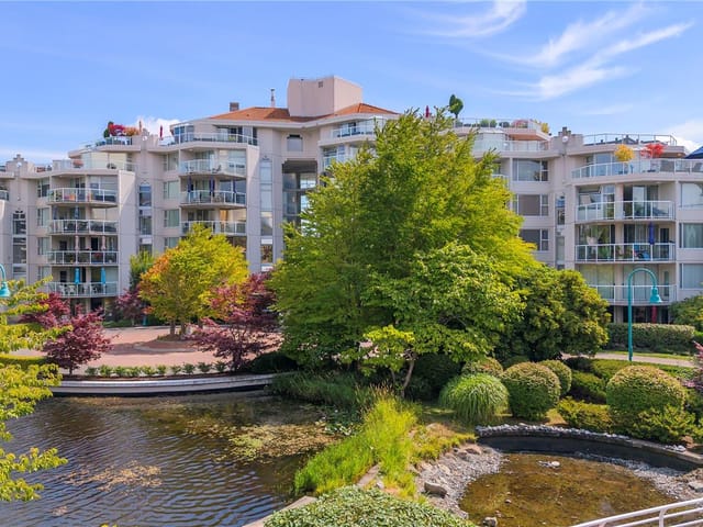 Apartment for sale in Nanaimo, 502 158 Promenade Dr, 1024556 | Realtylink.org