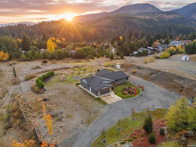 House for sale in Qualicum Beach, 1700 Warn Way, 1024820 | Realtylink.org