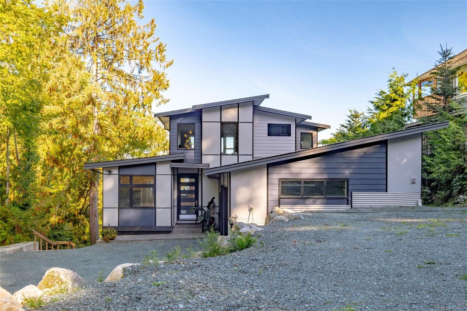 House for sale in Saltair, 10333 Chemainus Rd, 1024877 | Realtylink.org