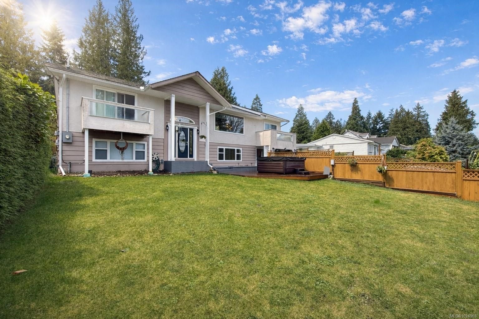 House for sale in Nanaimo, 6081 Parkway Dr, 1024965 | Realtylink.org