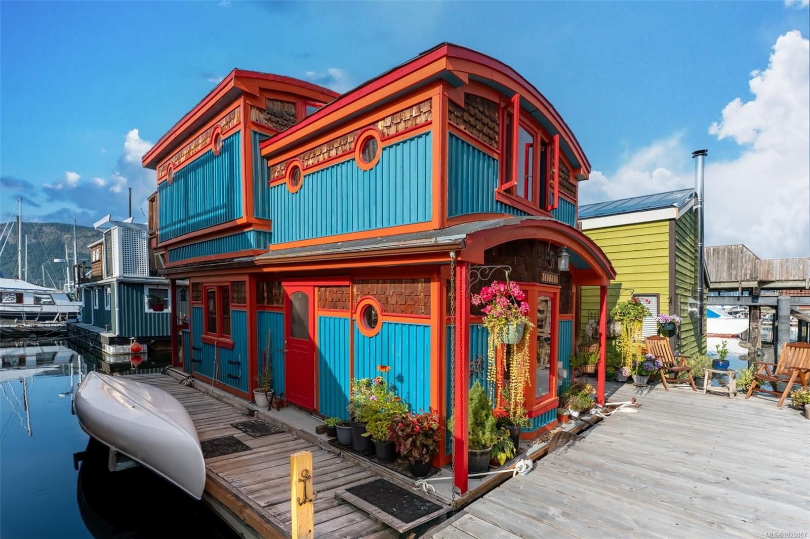 House for sale in Cowichan Bay, 2 1765 Cowichan Bay Rd, 1025067 | Realtylink.org