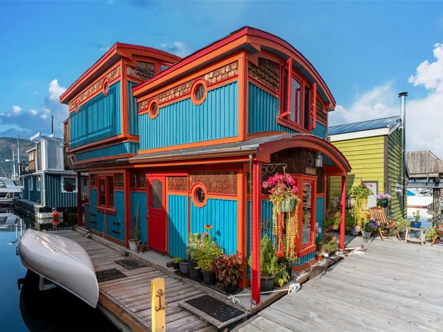 House for sale in Cowichan Bay, 2 1765 Cowichan Bay Rd, 1025067 | Realtylink.org