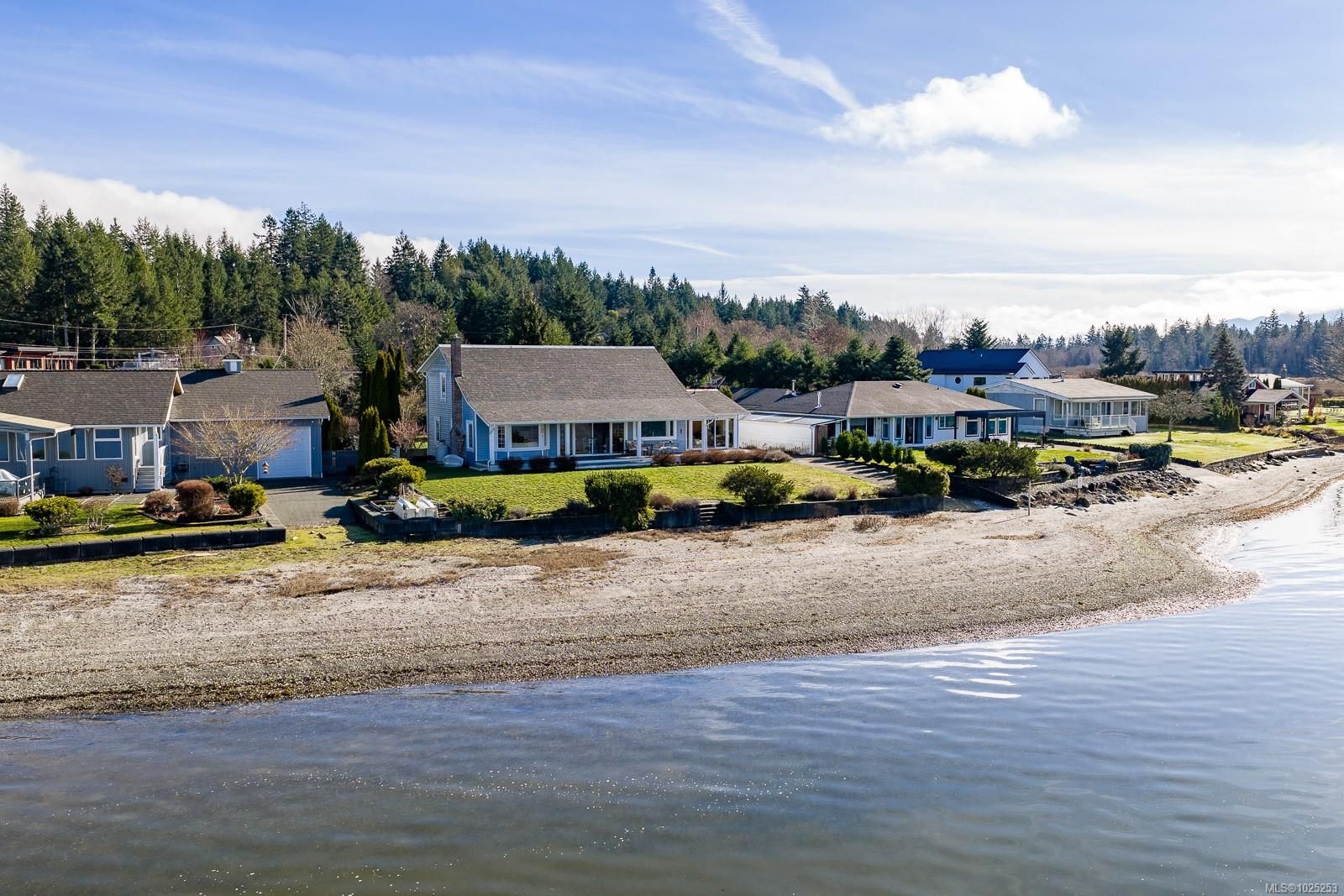 House for sale in Fanny Bay, 7600 Tozer Rd, 1025253 | Realtylink.org