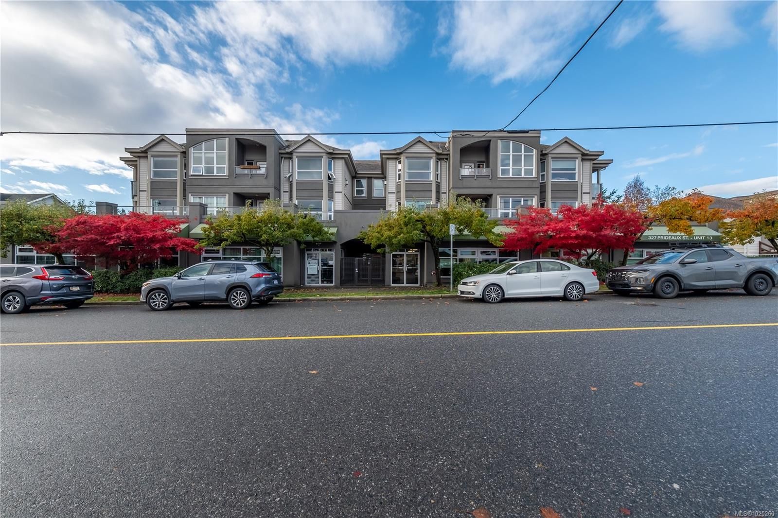 Apartment for sale in Nanaimo, 201 327 Prideaux St, 1025260 | Realtylink.org