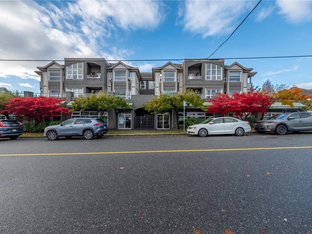 Apartment for sale in Nanaimo, 201 327 Prideaux St, 1025260 | Realtylink.org