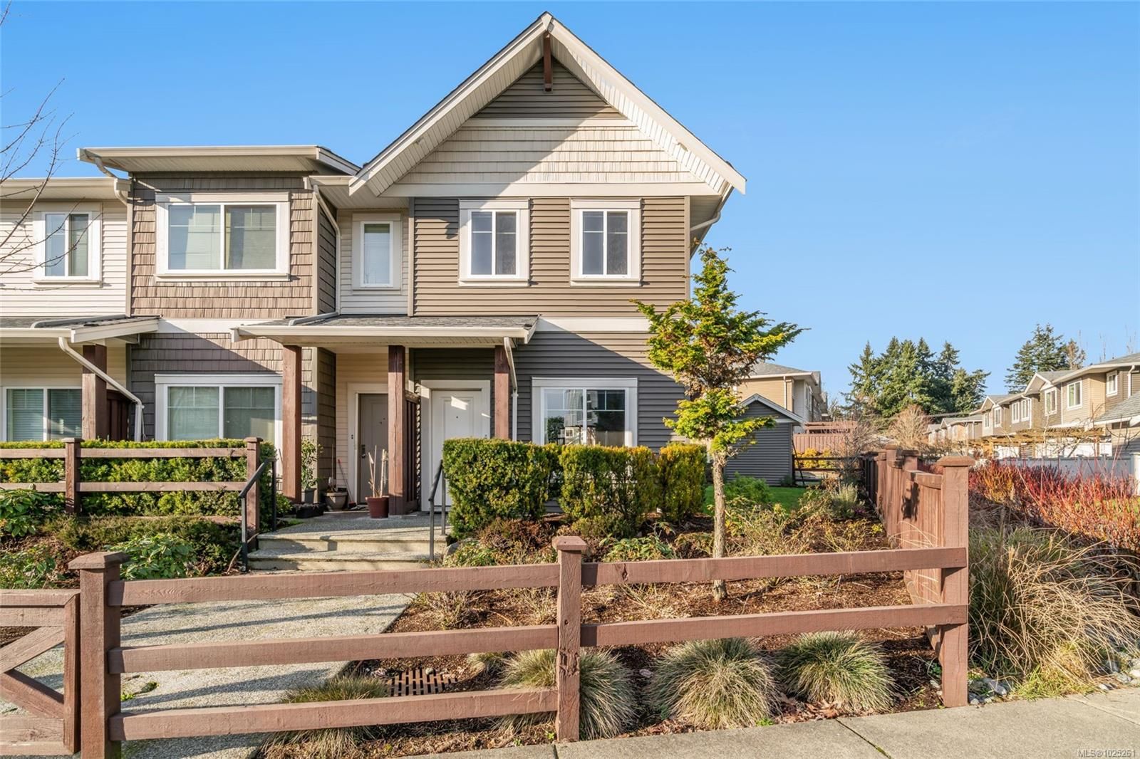 Townhouse for sale in Nanaimo, 149 1720 Dufferin Cres, 1025261 | Realtylink.org