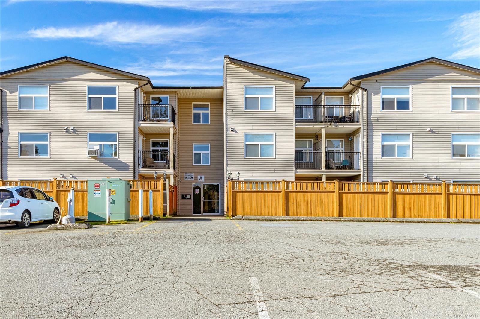 Apartment for sale in Duncan, 109 3215 Cowichan Lake Rd, 1025358 | Realtylink.org