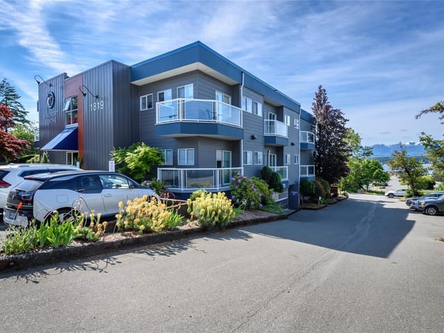 Office for sale in Comox, 203 1819 Beaufort Ave, 1025520 | Realtylink.org