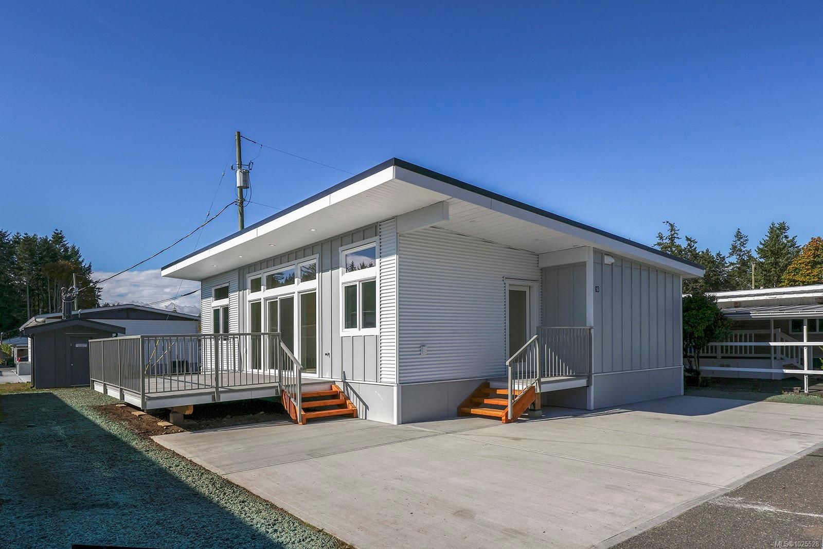 Manufactured Home for sale in Comox, 16 1240 Wilkinson Rd, 1025528 | Realtylink.org