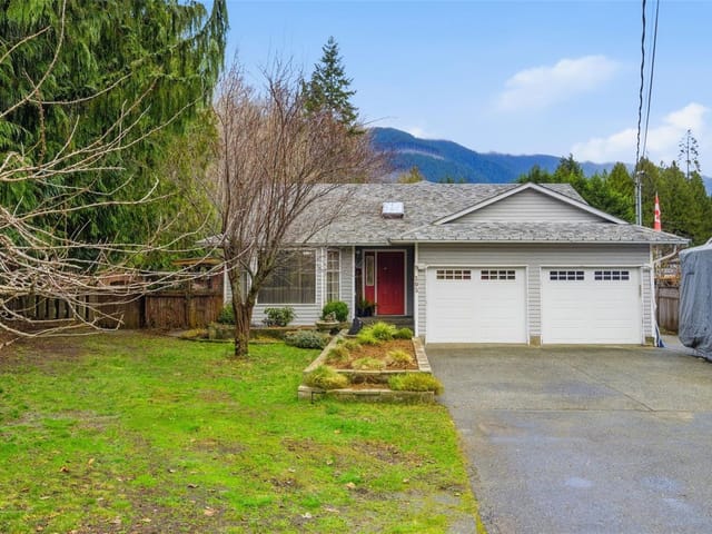 House for sale in Lake Cowichan, 203 Greendale Rd, 1025619 | Realtylink.org