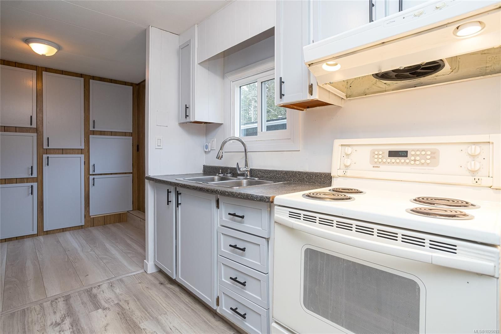 Manufactured Home for sale in Qualicum Beach, 2 161 Horne Lake Rd, 1025693 | Realtylink.org