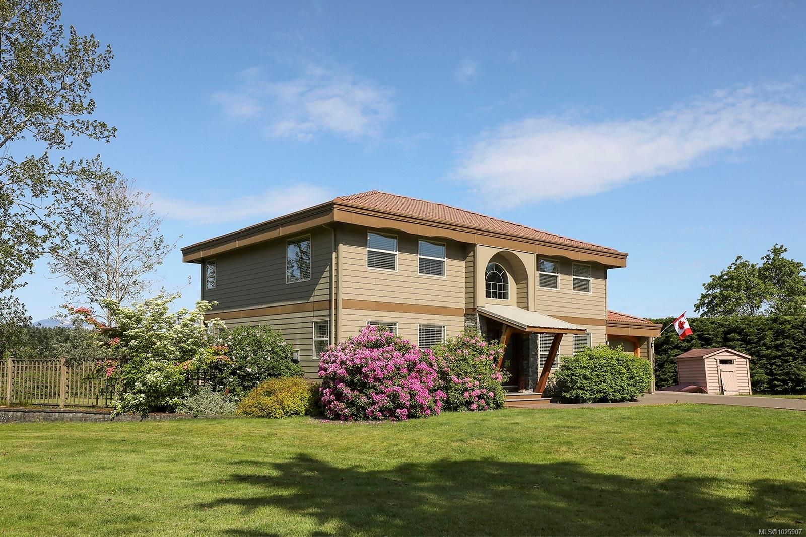 House for sale in Comox, 1675 Chester Pl, 1025907 | Realtylink.org