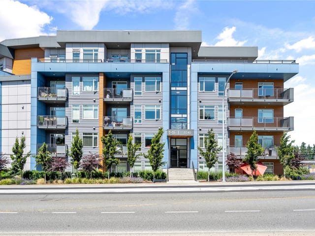 Apartment for sale in Nanaimo, 305 6540 Metral Dr, 1025924 | Realtylink.org