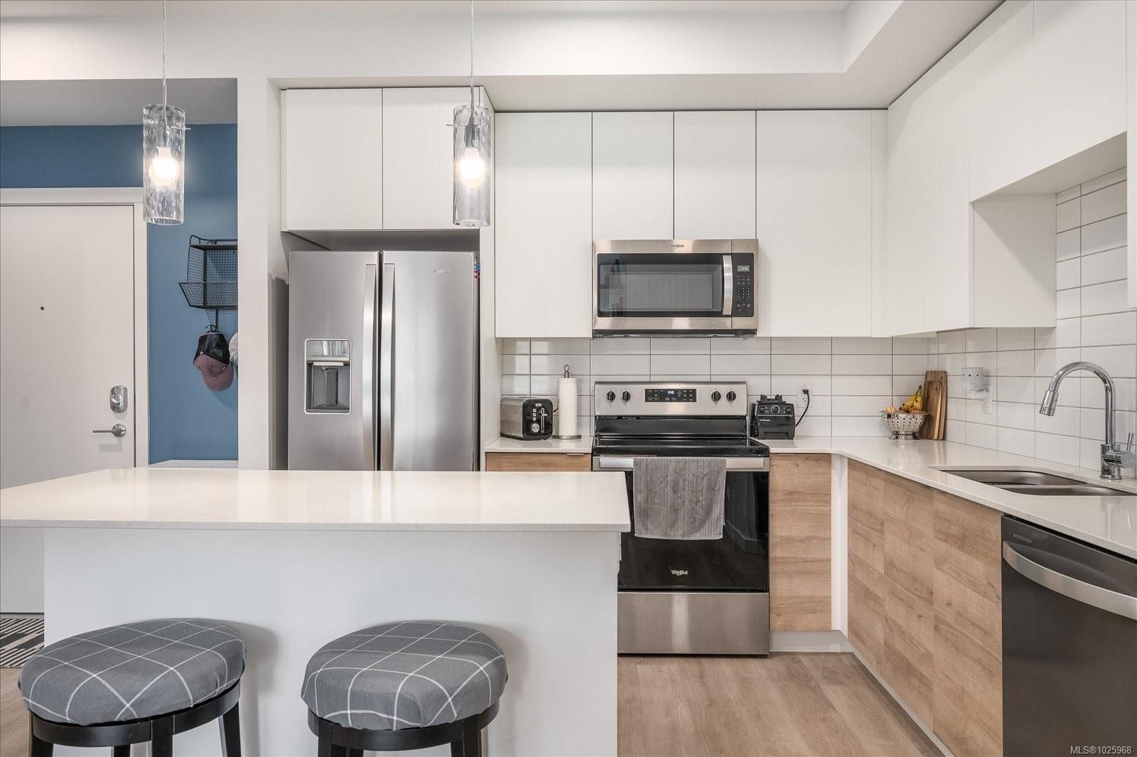 Apartment for sale in Nanaimo, 112 4830 Cedar Ridge Pl, 1025968 | Realtylink.org