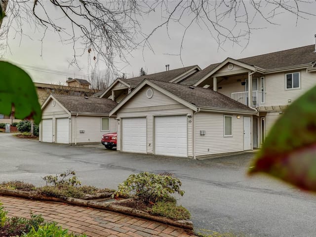 Townhouse for sale in Nanaimo, 10 571 Bradley St, 1026093 | Realtylink.org