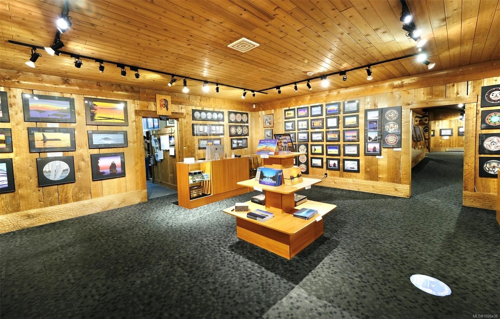 Retail for sale in Tofino, 350 Campbell St, 1026438 | Realtylink.org