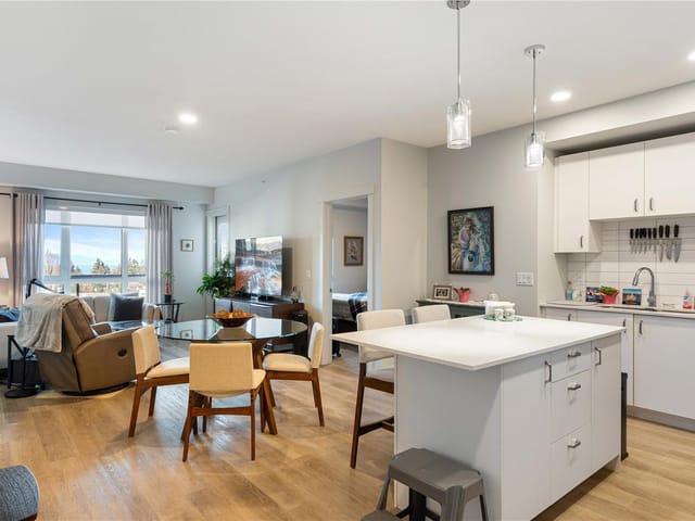 Apartment for sale in Parksville, 403 120 Jensen W Ave, 1026484 | Realtylink.org