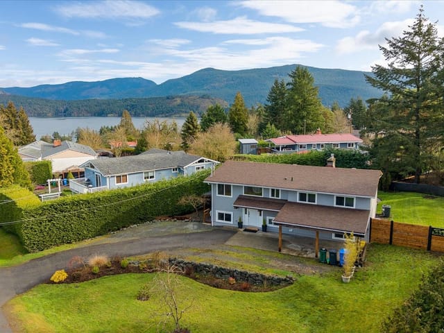 House for sale in Cowichan Bay, 4503 Chestnut Rd, 1026829 | Realtylink.org