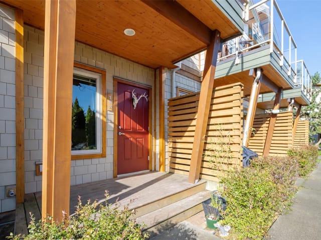 Townhouse for sale in Tofino, 102 605 Gibson St, 1026868 | Realtylink.org