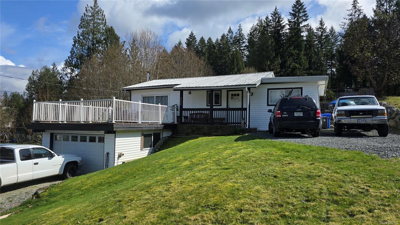 House for sale in Lake Cowichan, 332 South Shore Rd, 1027163 | Realtylink.org