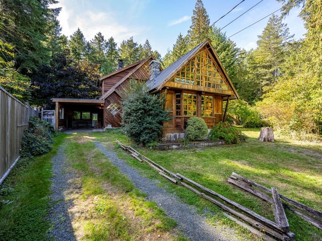 House for sale in Hornby Island, 6300 Anderson Dr, 1027378 | Realtylink.org