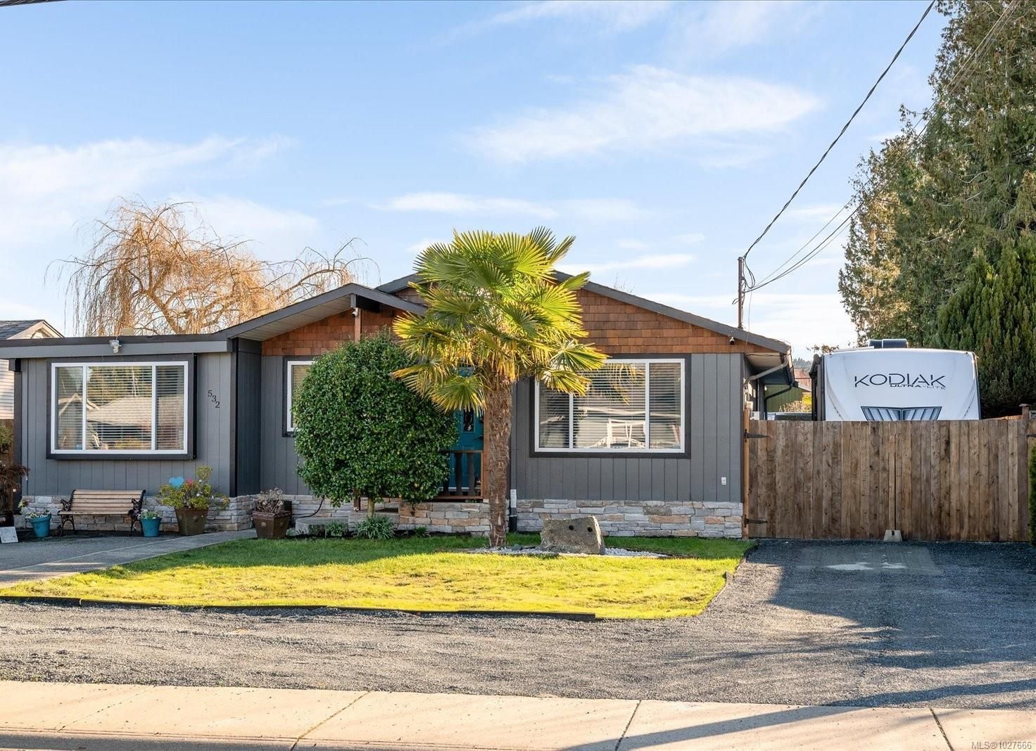 House for sale in Parksville, 532 Banks W Ave, 1027666 | Realtylink.org