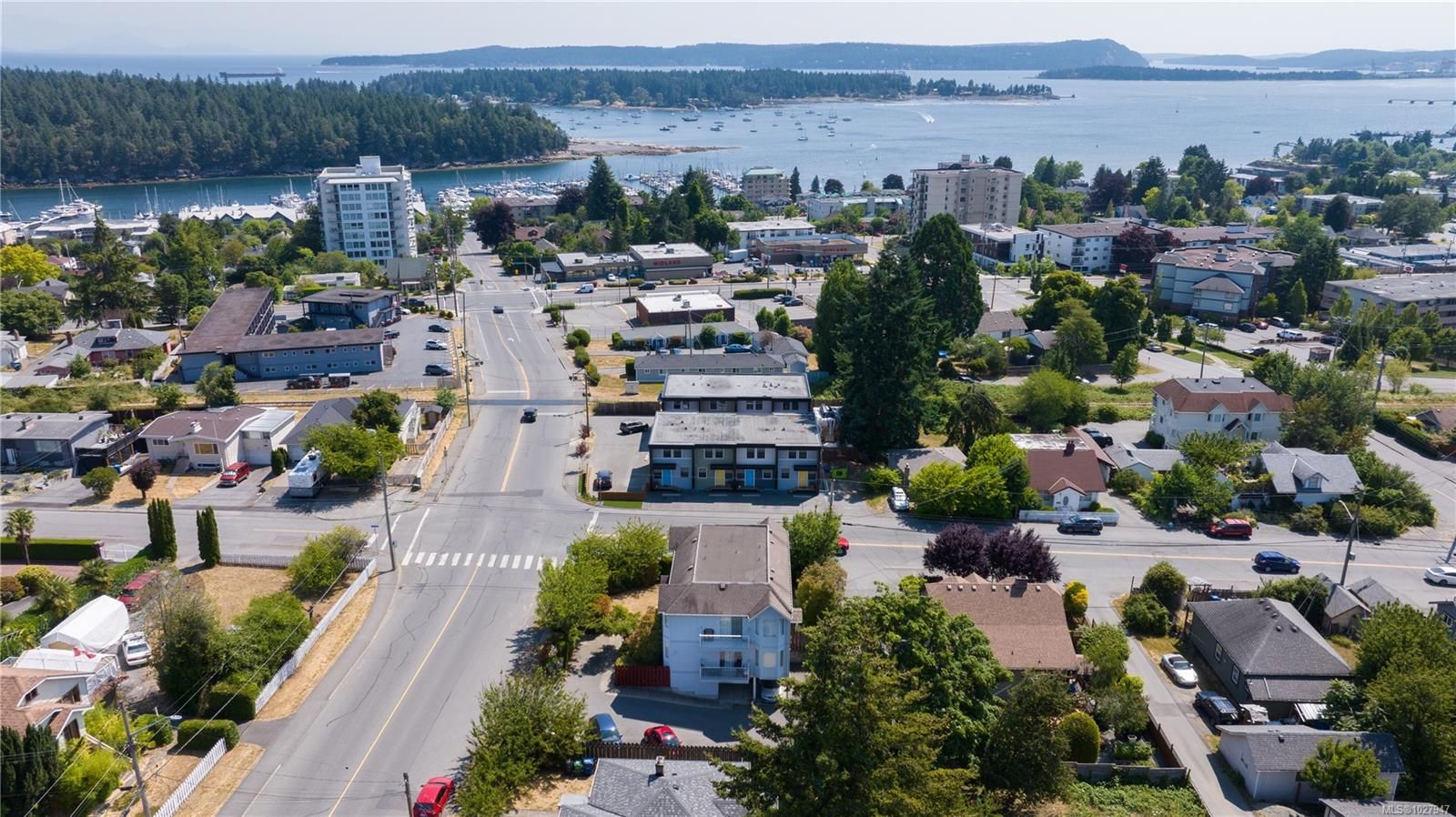 Multi-family for sale in Nanaimo, 1 - 5 525 Townsite Rd, 1027947 | Realtylink.org