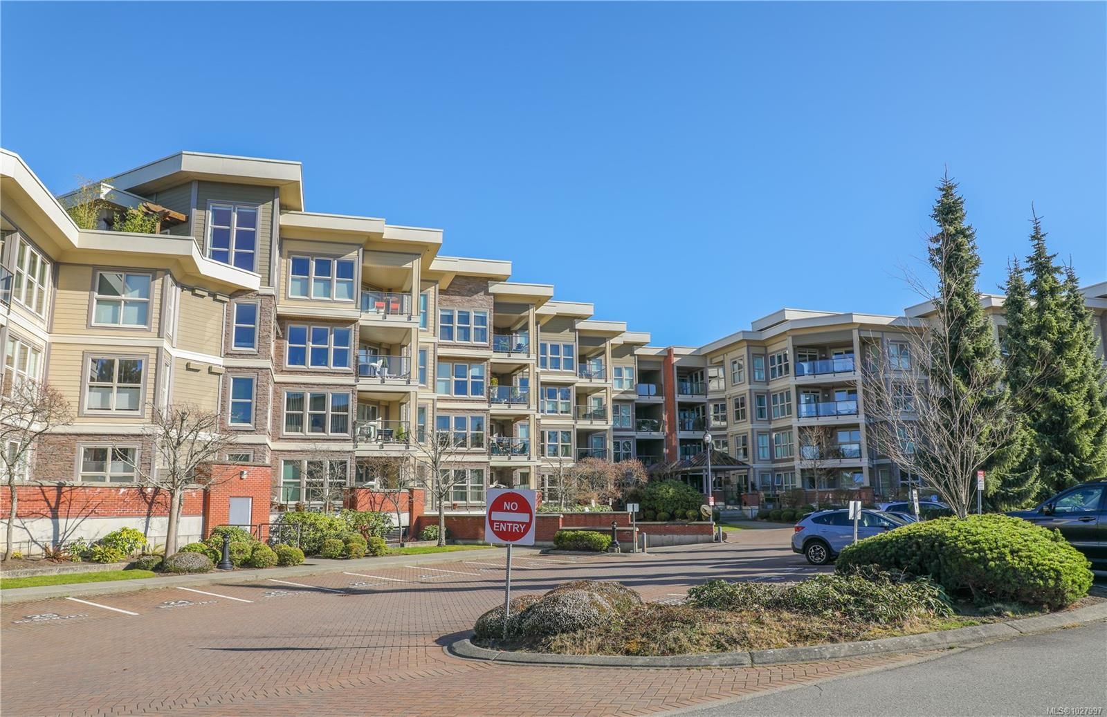 Apartment for sale in Nanaimo, 414 6310 McRobb Ave, 1027997 | Realtylink.org
