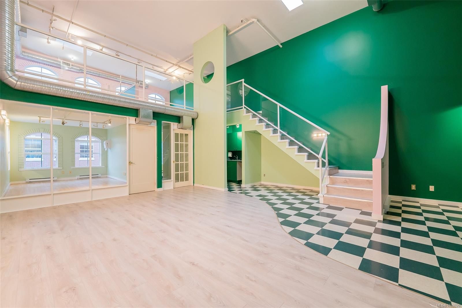 Office for lease in Nanaimo, 208 335 Wesley St, 1028020 | Realtylink.org