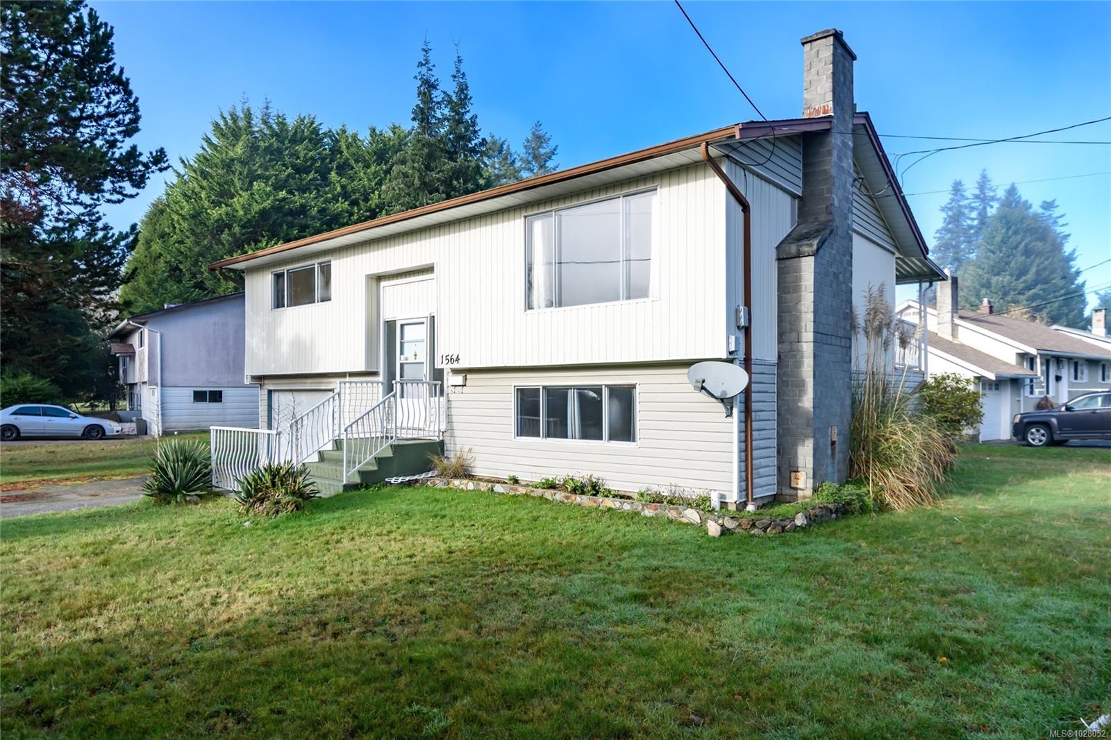 House for sale in Comox, 1564 Balsam Ave, 1028052 | Realtylink.org