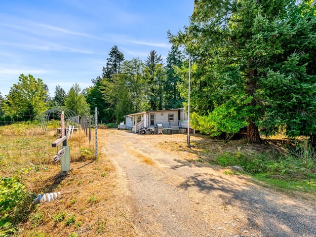 Manufactured Home for sale in Comox, 1255 Wilkinson Rd, 1028205 | Realtylink.org