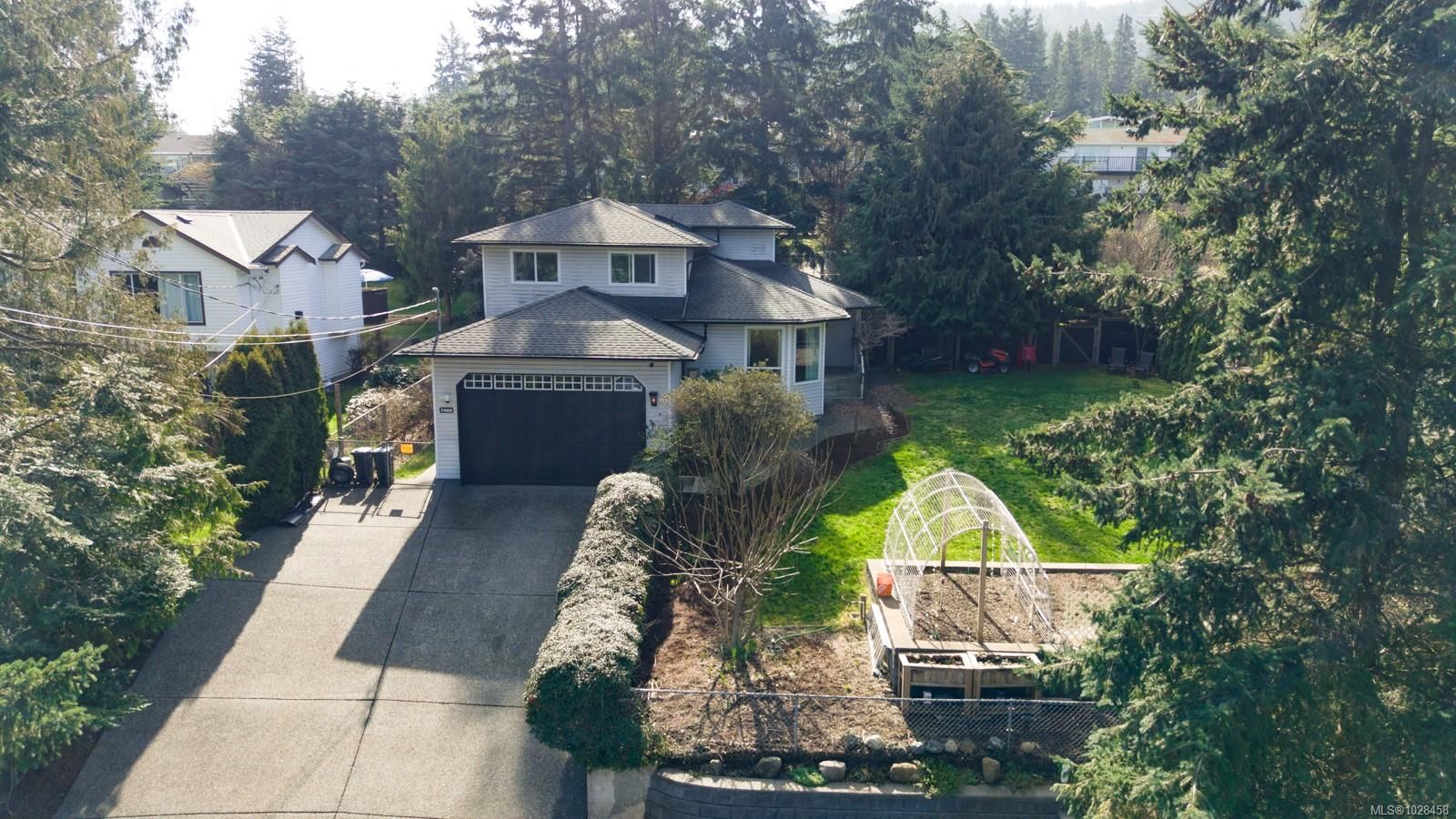 House for sale in Lantzville, 7465 Fernmar Rd, 1028458 | Realtylink.org