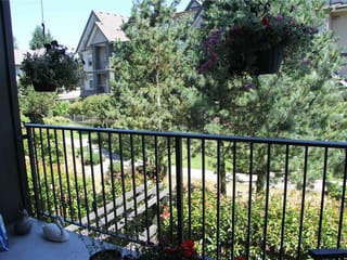 Apartment for sale in Nanaimo, 207 2117 Meredith Rd, 1028521 | Realtylink.org