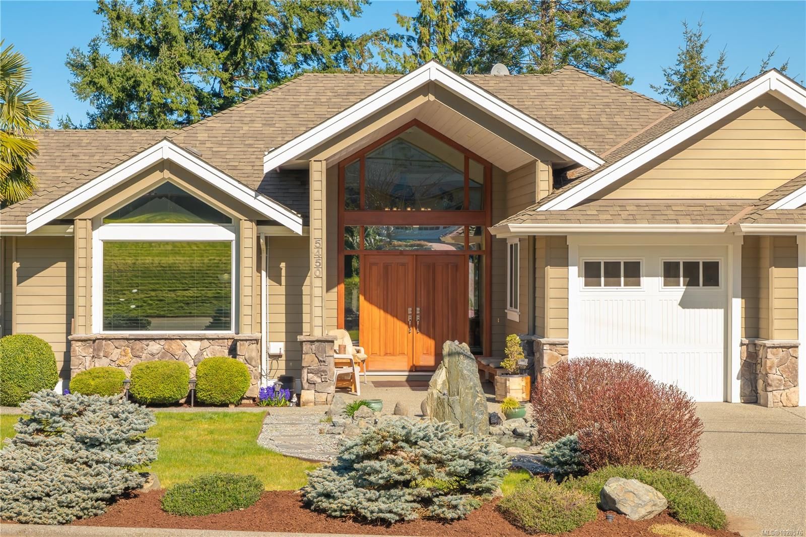 House for sale in Nanaimo, 5450 Bayshore Dr, 1028576 | Realtylink.org