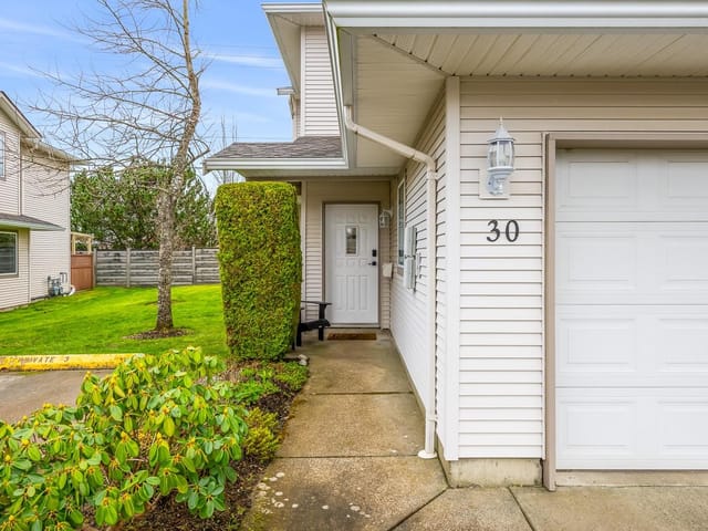 Townhouse for sale in Comox, 30 717 Aspen Rd, 1028773 | Realtylink.org