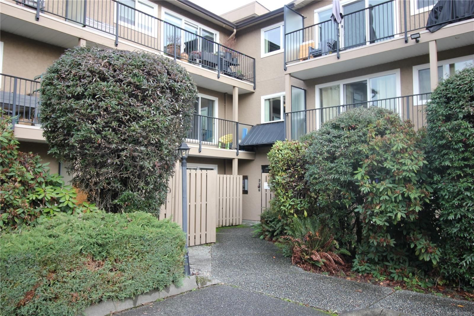 Apartment for sale in Duncan, 204 2515 Alexander St, 1028920 | Realtylink.org