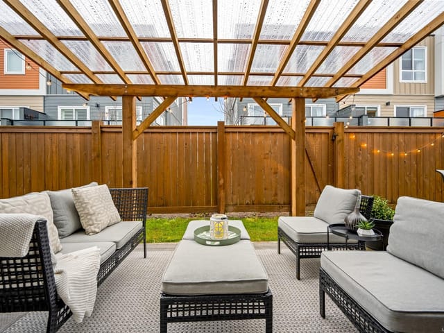 House for sale in Comox, 817 Tracker Pl, 1029083 | Realtylink.org