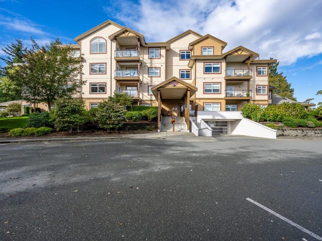 Apartment for sale in Courtenay, 134 3666 Royal Vista Way, 1029331 | Realtylink.org
