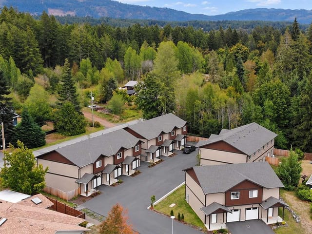 Townhouse for sale in Port Alberni, 104 5535 Woodland E Cres, 1029368 | Realtylink.org