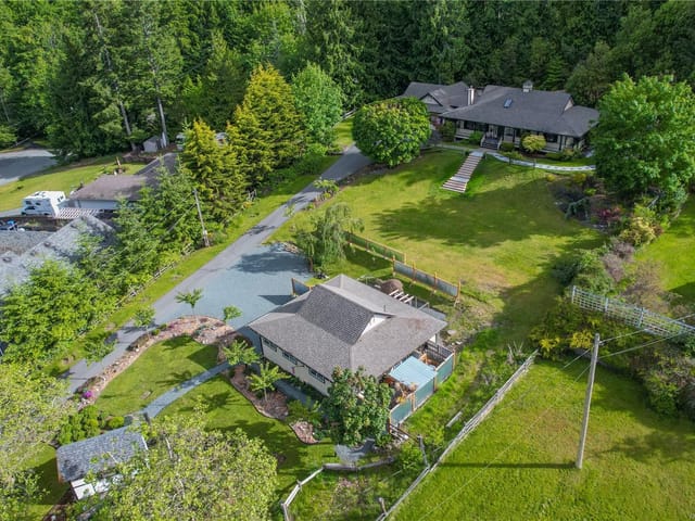 House for sale in Shawnigan Lake, 1582 Wilmot Ave, 1029631 | Realtylink.org