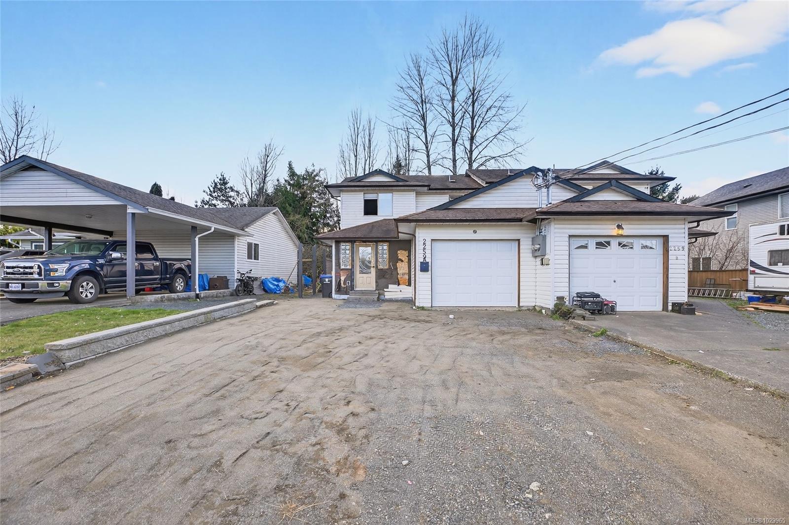 1/2 Duplex for sale in Courtenay, A 2259 Urquhart Ave, 1029965 | Realtylink.org