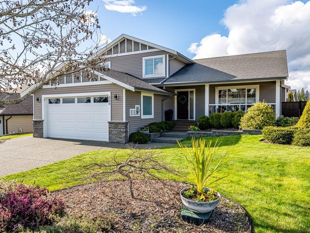 House for sale in Comox, 560 Spitfire Dr, 1029999 | Realtylink.org