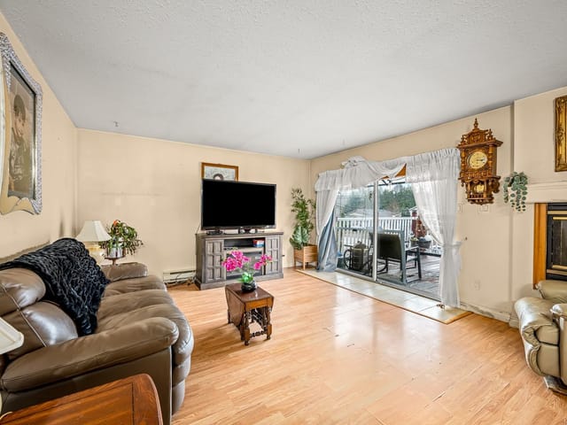 1/2 Duplex for sale in Courtenay, B 2316 Willemar Ave, 1030038 | Realtylink.org