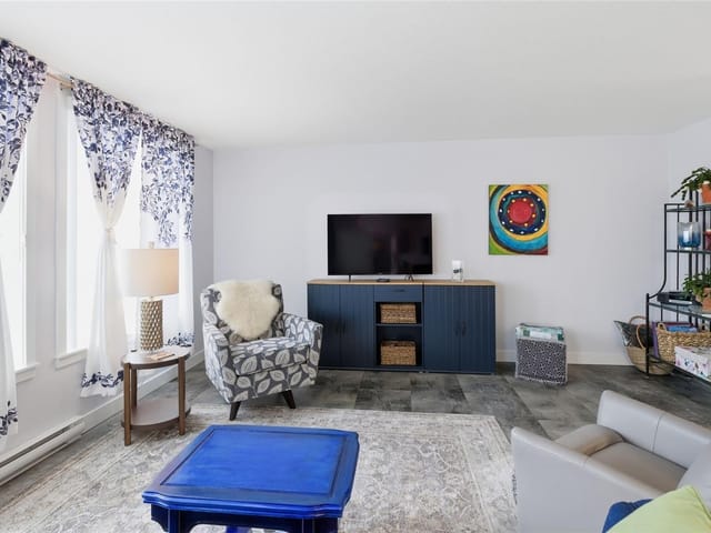 Apartment for sale in Nanaimo, 302 220 Townsite Rd, 1030042 | Realtylink.org