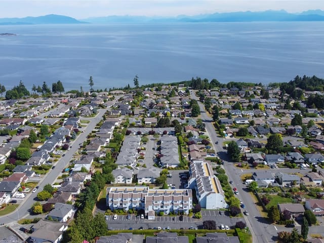 Apartment for sale in Nanaimo, 102A 6231 Blueback Rd, 1030498 | Realtylink.org