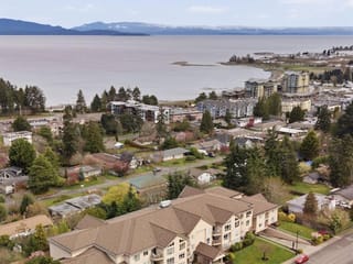 Apartment for sale in Parksville, 106 335 Hirst W Ave, 1030551 | Realtylink.org