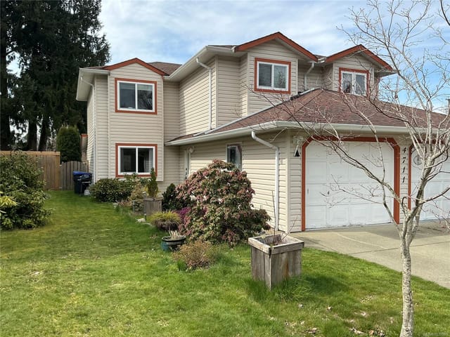1/2 Duplex for sale in Courtenay, A 4711 Cruickshank Ave, 1030595 | Realtylink.org